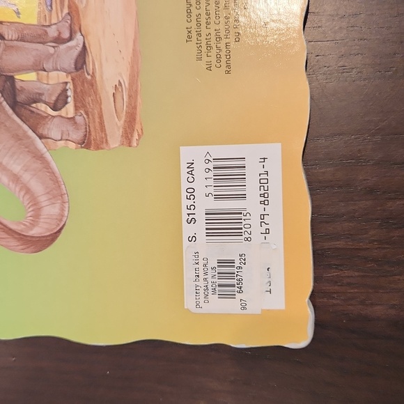 Dinosaur World Flap Book (EUC) & 1 Glow in the dark 3D-Puzzle (new) - Picture 4 of 16